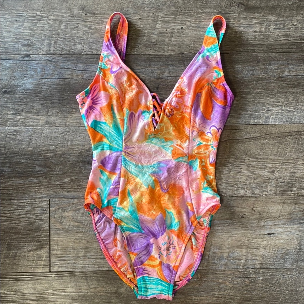 Vintage Jantzen coastal zone floral one piece swimsuit
